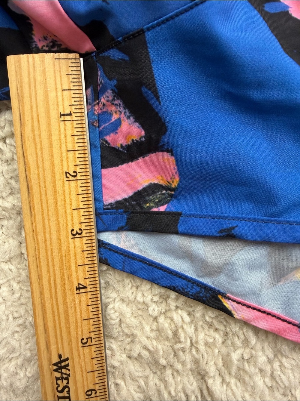 Women’s Small New Balance Running Shorts - Picture 7 of 7